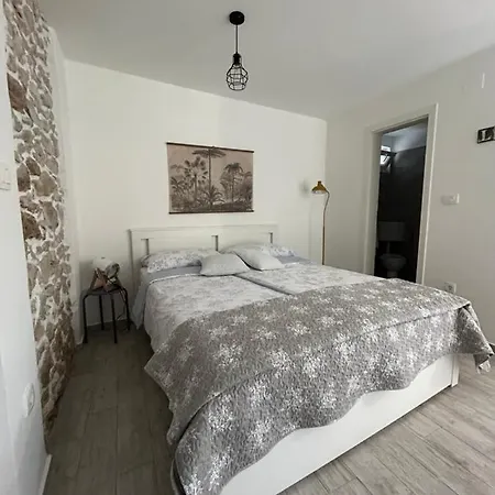 Ana Apartman