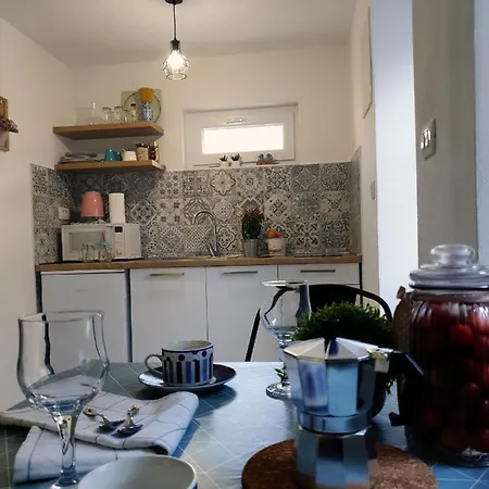 Apartment Ana *